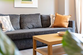 Elms Way No33 - Donnini Apartments