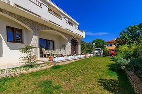 Pool House Tea Krk Island