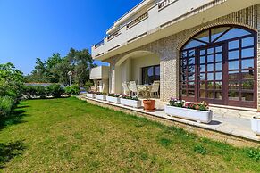 Pool House Tea Krk Island