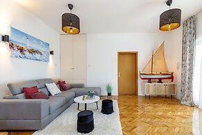 Pool House Tea Krk Island