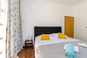 Pool House Tea Krk Island