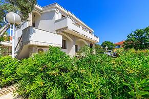 Pool House Tea Krk Island