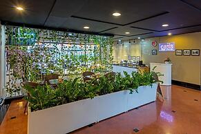 Rose Garden Residence