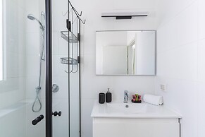 Sunny Haven Sea View Escape by Sea N Rent