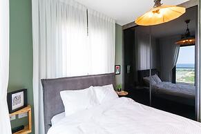 Sunny Haven Sea View Escape by Sea N Rent