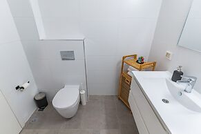 Sunny Haven Sea View Escape by Sea N Rent