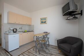 Studio Paula 5 300m From Sea