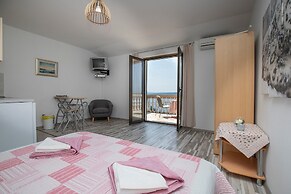 Studio Paula 5 300m From Sea