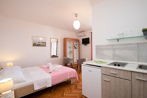 Studio Paula 2 300m From Sea