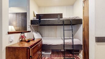 Horizons 4 189 Downtown Location On Shuttle Route, Great Complex Ameni