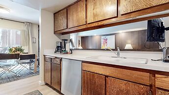 Horizons 4 189 Downtown Location On Shuttle Route, Great Complex Ameni