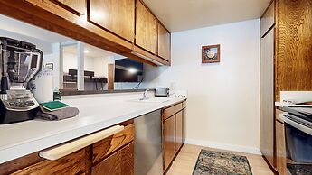 Horizons 4 189 Downtown Location On Shuttle Route, Great Complex Ameni