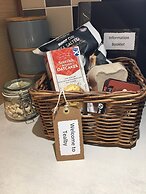 Cosy Lincs Wolds Cottage in Picturesque Tealby