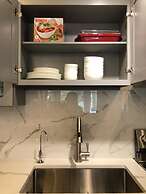 Luxurious Honeymoon & Anniversary Suite