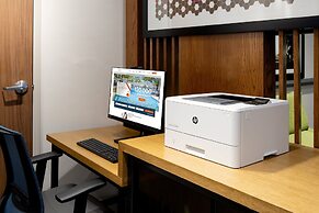 Holiday Inn Express & Suites Bullhead City by IHG