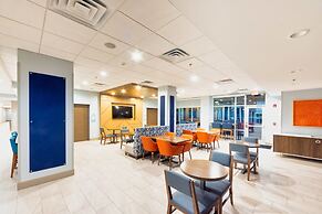 Holiday Inn Express & Suites Harrisonburg University Area by IHG