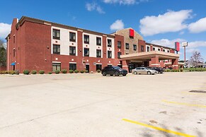Portland Inn & Suites