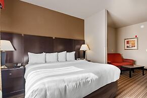 Portland Inn & Suites