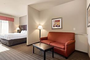 Portland Inn & Suites