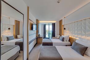Signature Blue Resort Kuşadası