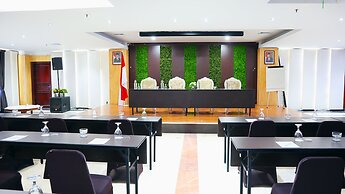 Grand Victoria Hotel