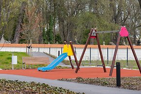 Apartments Steam Park Cracow by Renters