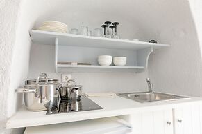 Anemos Fira Caldera View