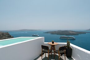Anemos Fira Caldera View