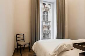 Ferrini Home - Etnea Portrait