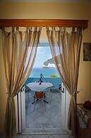 Agios Georgios - 2 Beds - Sleeps 5 - Free Parking