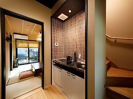 Kanade Fushimiinari Inometei