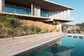 Unique Villa Ori Sleeps8, Private Pool, Gialova