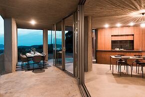 Unique Villa Ori Sleeps8, Private Pool, Gialova