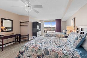 Yacht Club S #1-701 3 Bedroom Condo by RedAwning