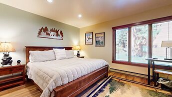 Snowcreek I 13 Mountain Views, Washer Dryer, Beautiful Quiet Community