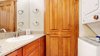 Snowcreek I 13 Mountain Views, Washer Dryer, Beautiful Quiet Community