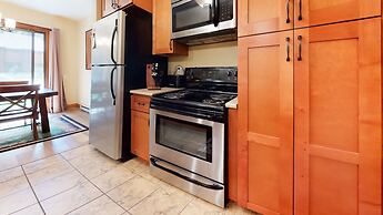 Snowcreek I 13 Mountain Views, Washer Dryer, Beautiful Quiet Community