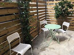 Flatty Alassio - Three Dots