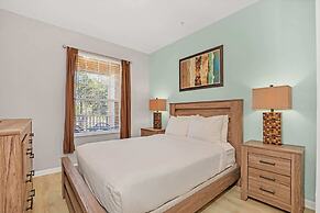 Spacious Condo With Balcony Near Themed Parks! #3vc406