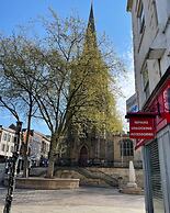 Central Nottingham Gem - Luxurious 2-bed Apartment