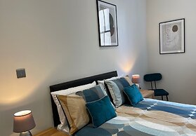 Central Nottingham Gem - Luxurious 2-bed Apartment