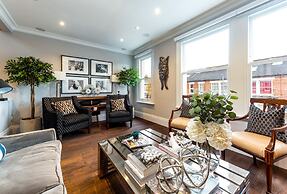 Luxurious Wandsworth Home Close to Putney Heath by Underthedoormat