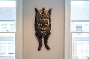 Luxurious Wandsworth Home Close to Putney Heath by Underthedoormat