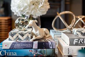 Luxurious Wandsworth Home Close to Putney Heath by Underthedoormat