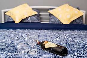 Modern & Stylish Apt of City 5min Beach