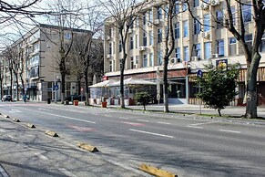 Modern & Stylish Apt of City 5min Beach