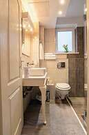 Modern & Stylish Apt of City 5min Beach