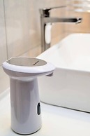 Modern & Stylish Apt of City 5min Beach