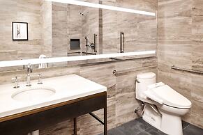 Hilton Club The Central at 5th New York