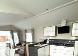 Luxury 3 bed Mobile Home on the sea